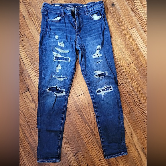 American Eagle Distressed Skinny Jeans size 10 Short - Picture 1 of 5